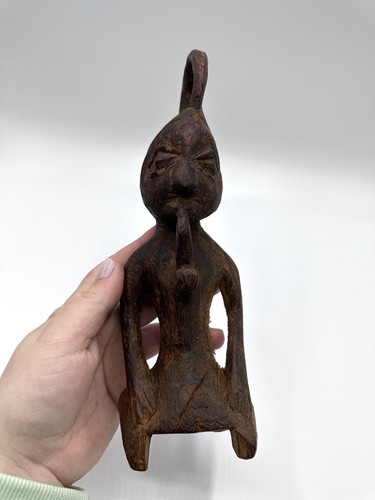 Figur native american sitzend - native,