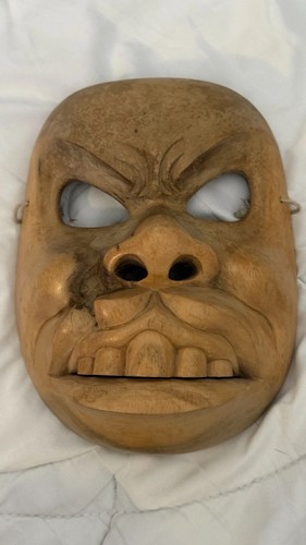 Handgeschnitzte holzmaske - handgeschnitzte,